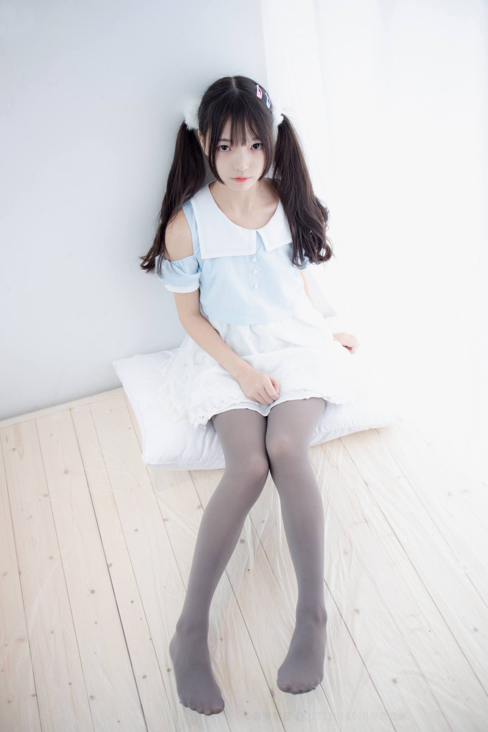 图片[2]-超级甜美的灰丝小姑娘【86P】20005-q图库摄影套图图片大全