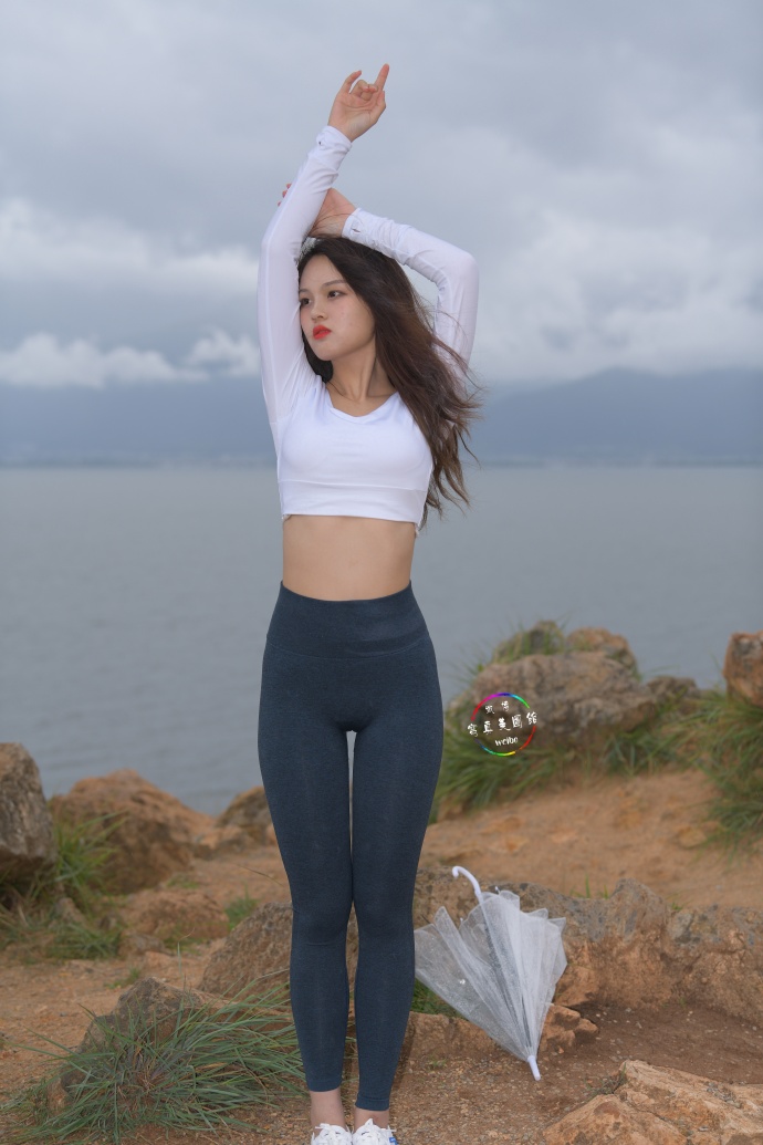 深蓝色瑜伽裤甜美女孩 J1320 514P2V-17.5GB-q图库摄影套图图片大全