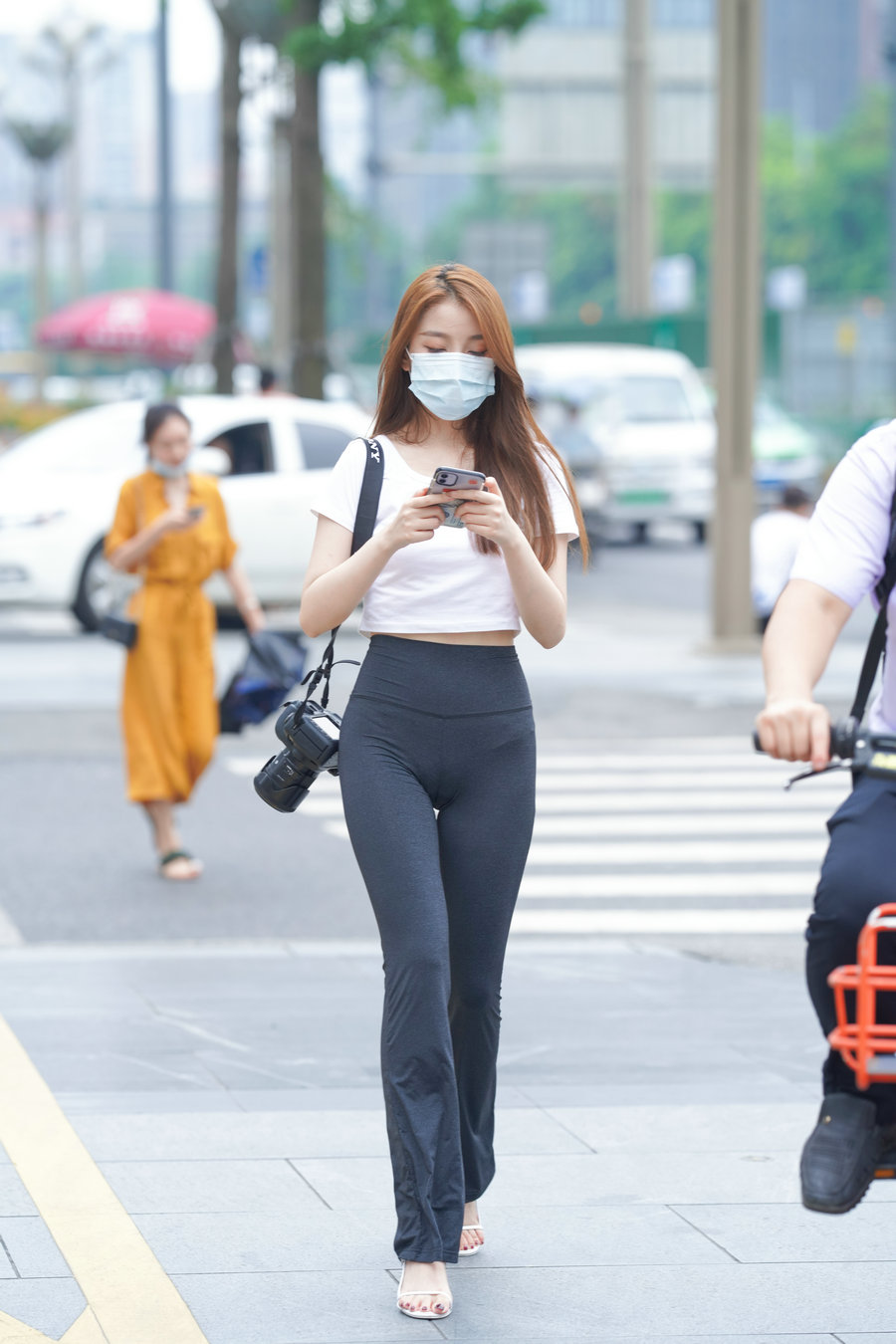 图片[3]-玩单反机的瑜伽裤女孩  J1270 498P5V-28.6GB-q图库摄影套图图片大全