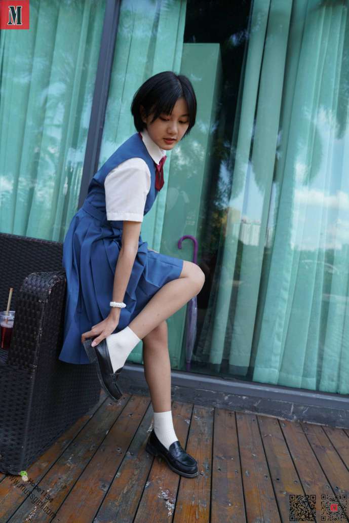 图片[6]-一副学生模样的短发姑娘【112P】20023-q图库摄影套图图片大全