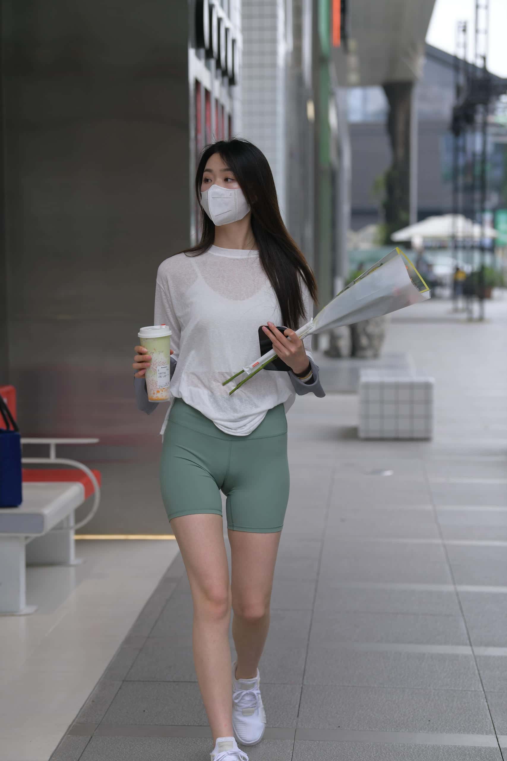 图片[5]-路边买花的白衣长发姑娘【884P】J5726-q图库摄影套图图片大全