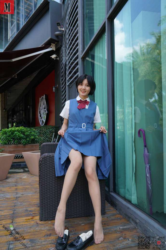 一副学生模样的短发姑娘【112P】20023-q图库摄影套图图片大全