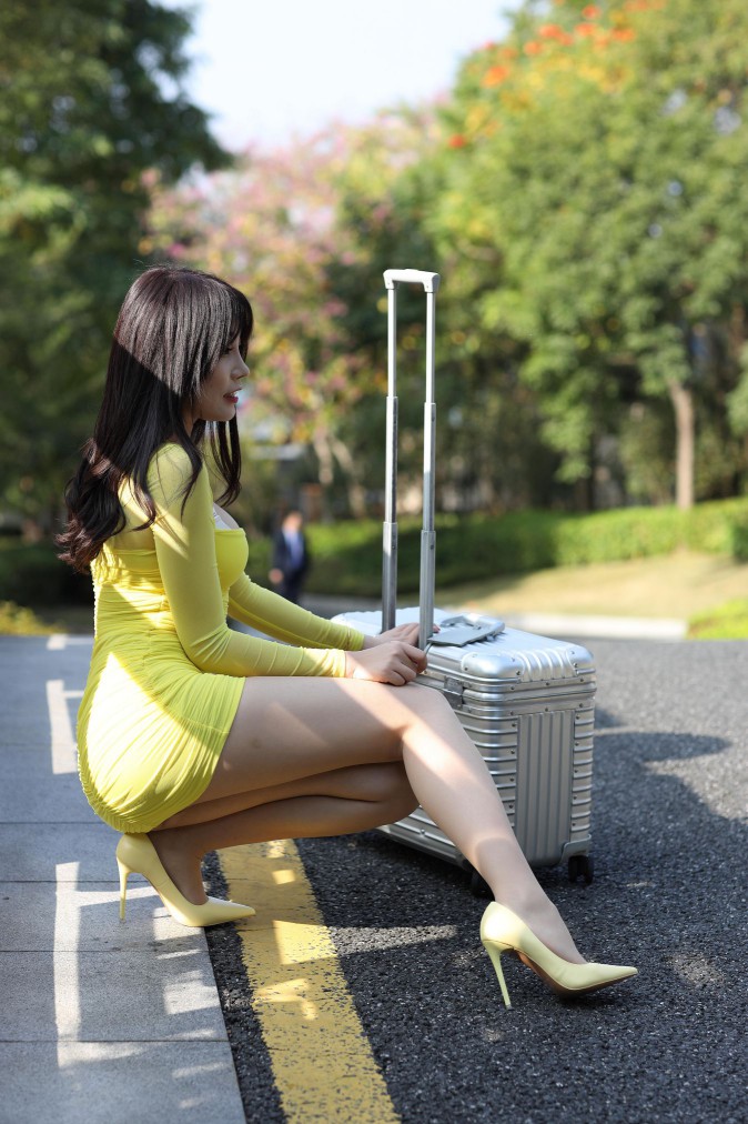 图片[5]-穿紧身裙的美丽姑娘要出去旅行了【419P】00046-q图库摄影套图图片大全