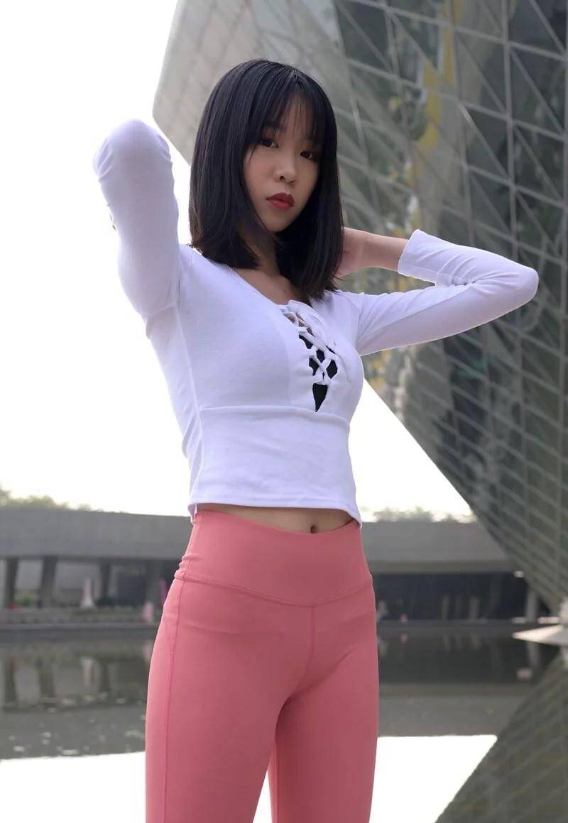 粉色瑜伽裤年轻女孩 J1311 417P17V-14.9GB-q图库摄影套图图片大全