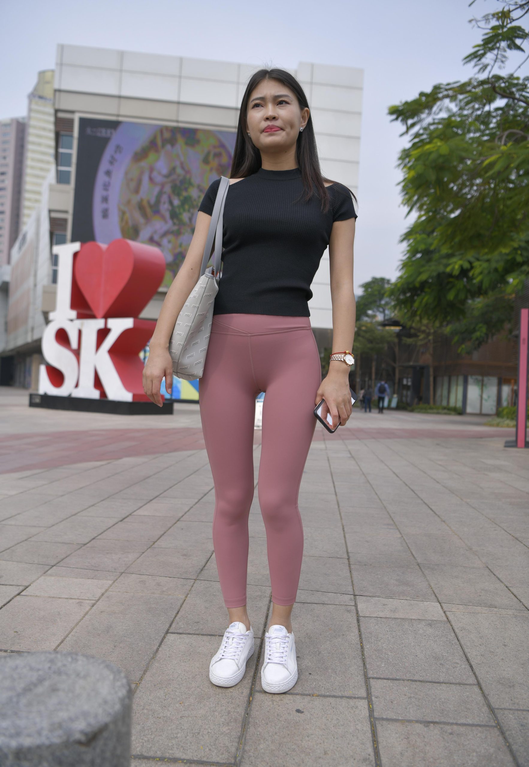 图片[3]-走在街头的瑜伽裤小女人 J1530 213P1V-9.18GB-q图库摄影套图图片大全