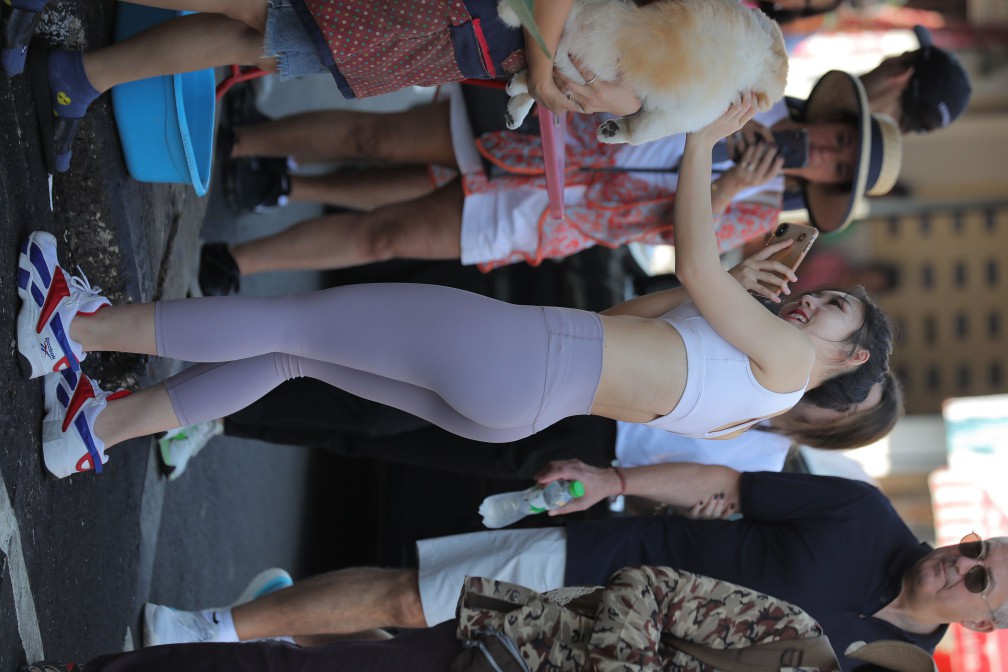 逛街的马尾辫瑜伽老师【556P】00016-q图库摄影套图图片大全