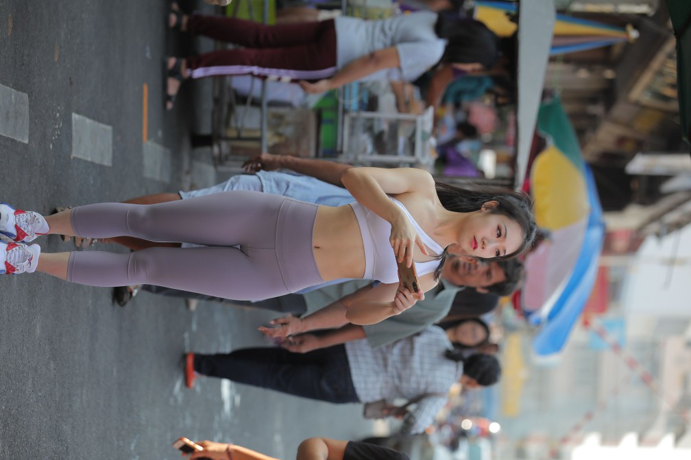 逛街的马尾辫瑜伽老师【556P】00016-q图库摄影套图图片大全