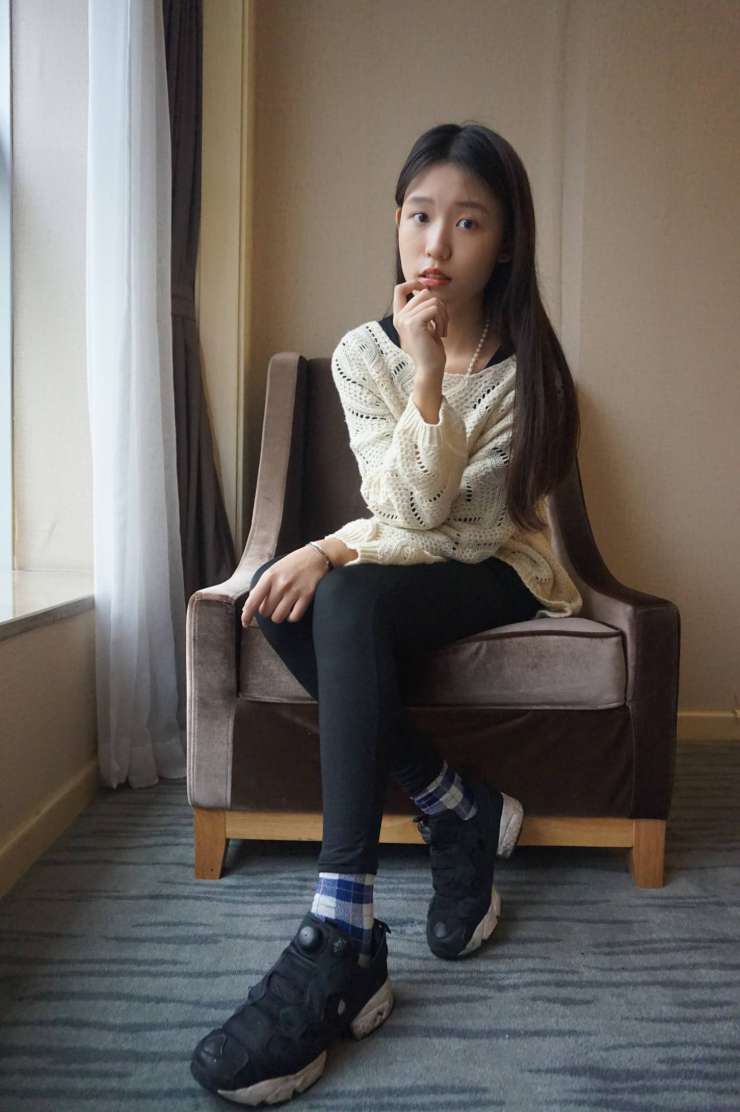 图片[2]-眼神很清澈的赤脚女孩【59P】20020-q图库摄影套图图片大全