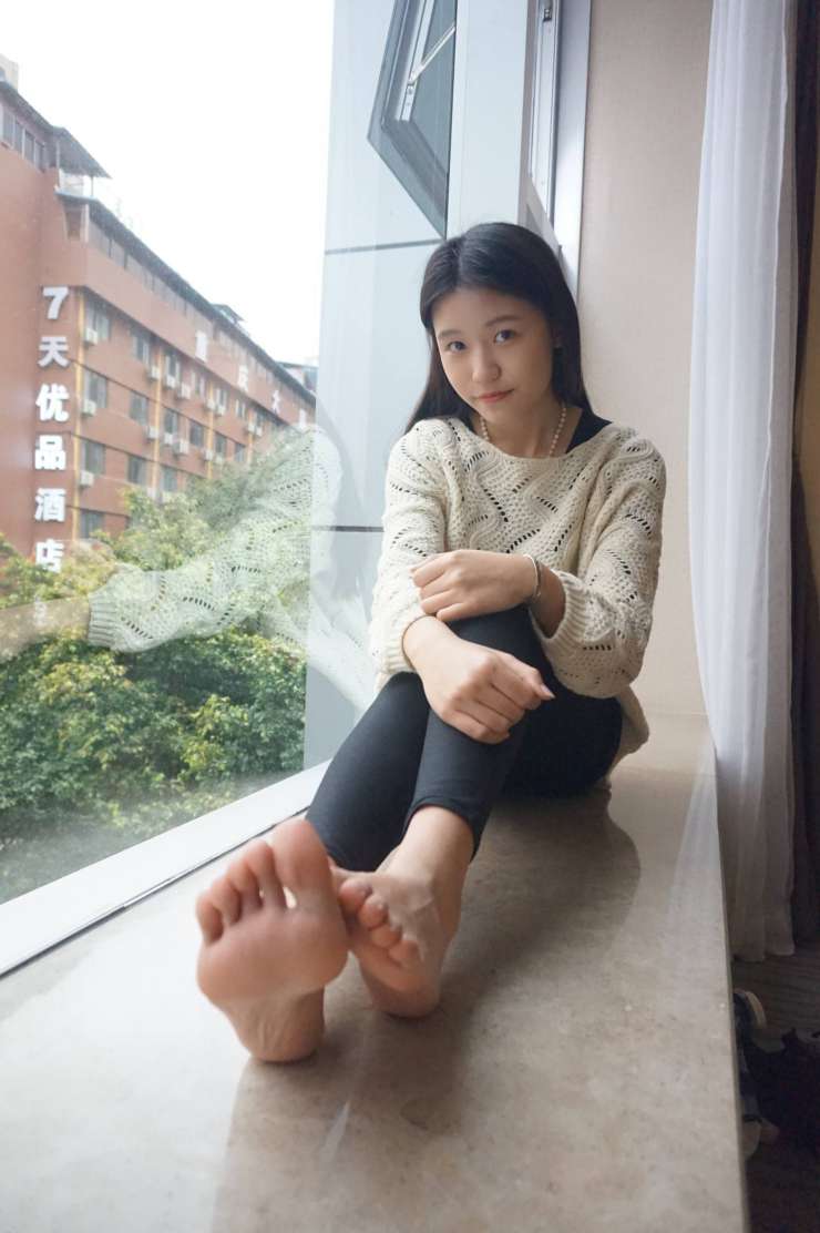 图片[3]-眼神很清澈的赤脚女孩【59P】20020-q图库摄影套图图片大全