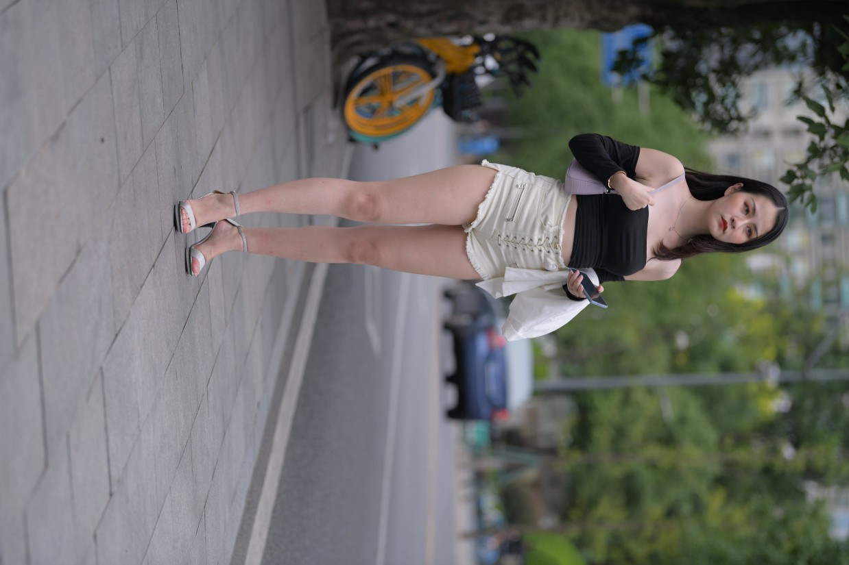 长发飘飘的白色热裤美丽女孩【49P】00029-q图库摄影套图图片大全