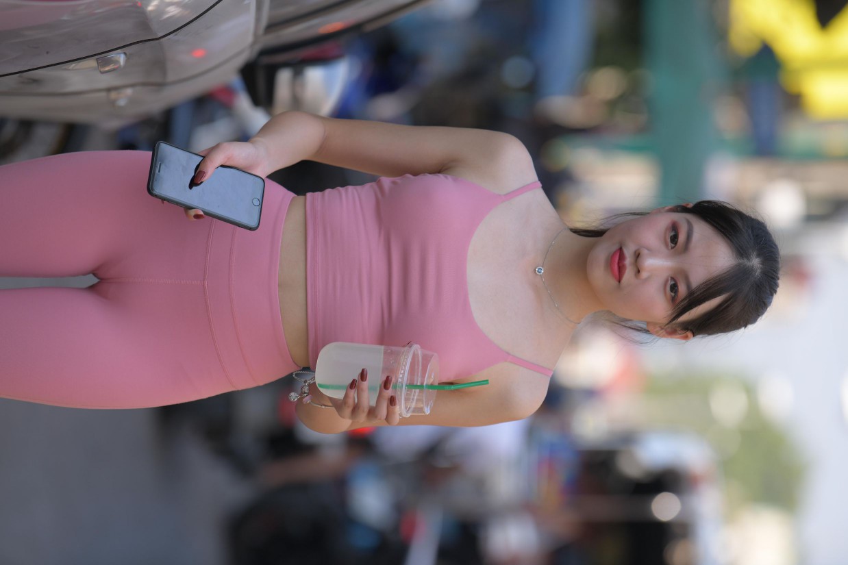 图片[5]-粉色的甜美瑜伽裤女孩在逛街【372P】00057-q图库摄影套图图片大全