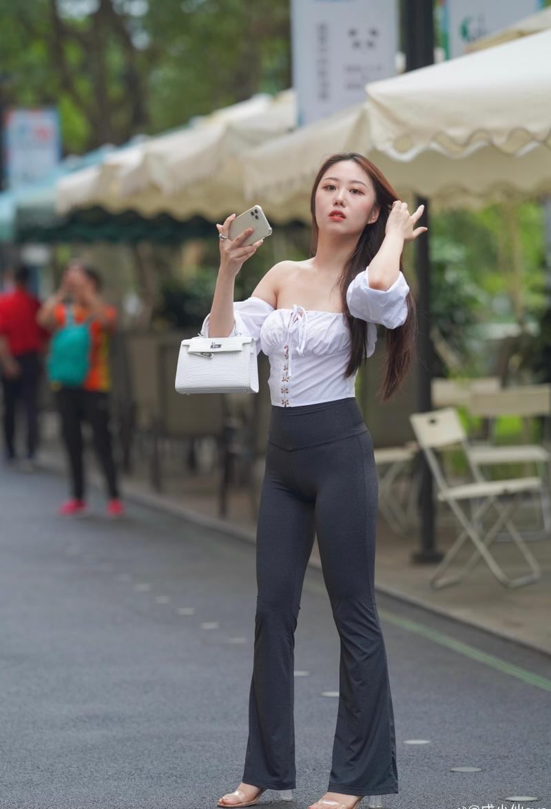 图片[2]-身材非常哇塞的瑜伽裤女孩  J1333 521P6V-21.6GB-q图库摄影套图图片大全