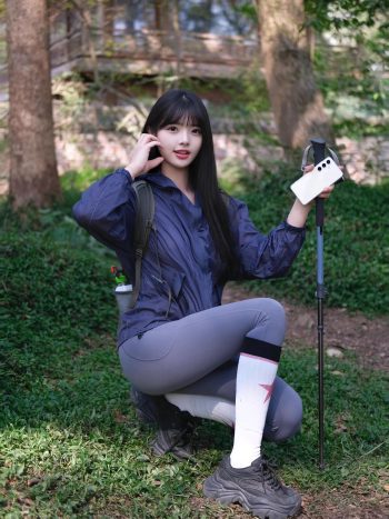 图片[6]-爱爬山的瑜伽裤MM，太甜美了！~-q图库摄影套图图片大全