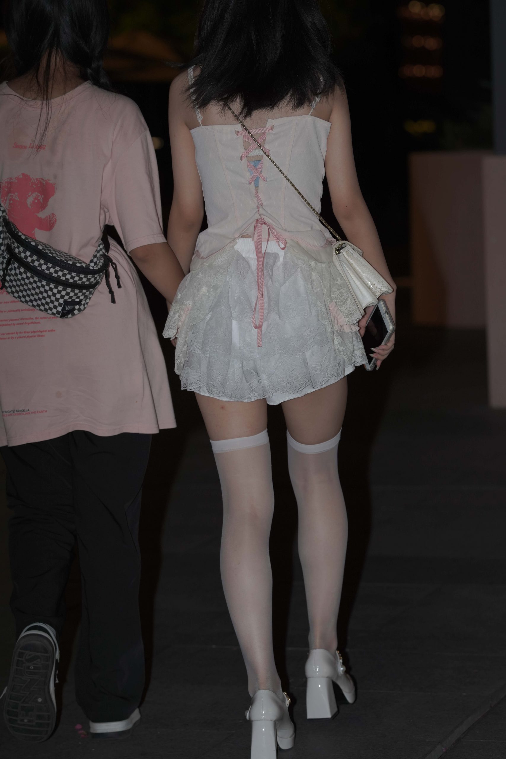 正在逛街的粉色连衣裙妹子【76P】YA6443-q图库摄影套图图片大全