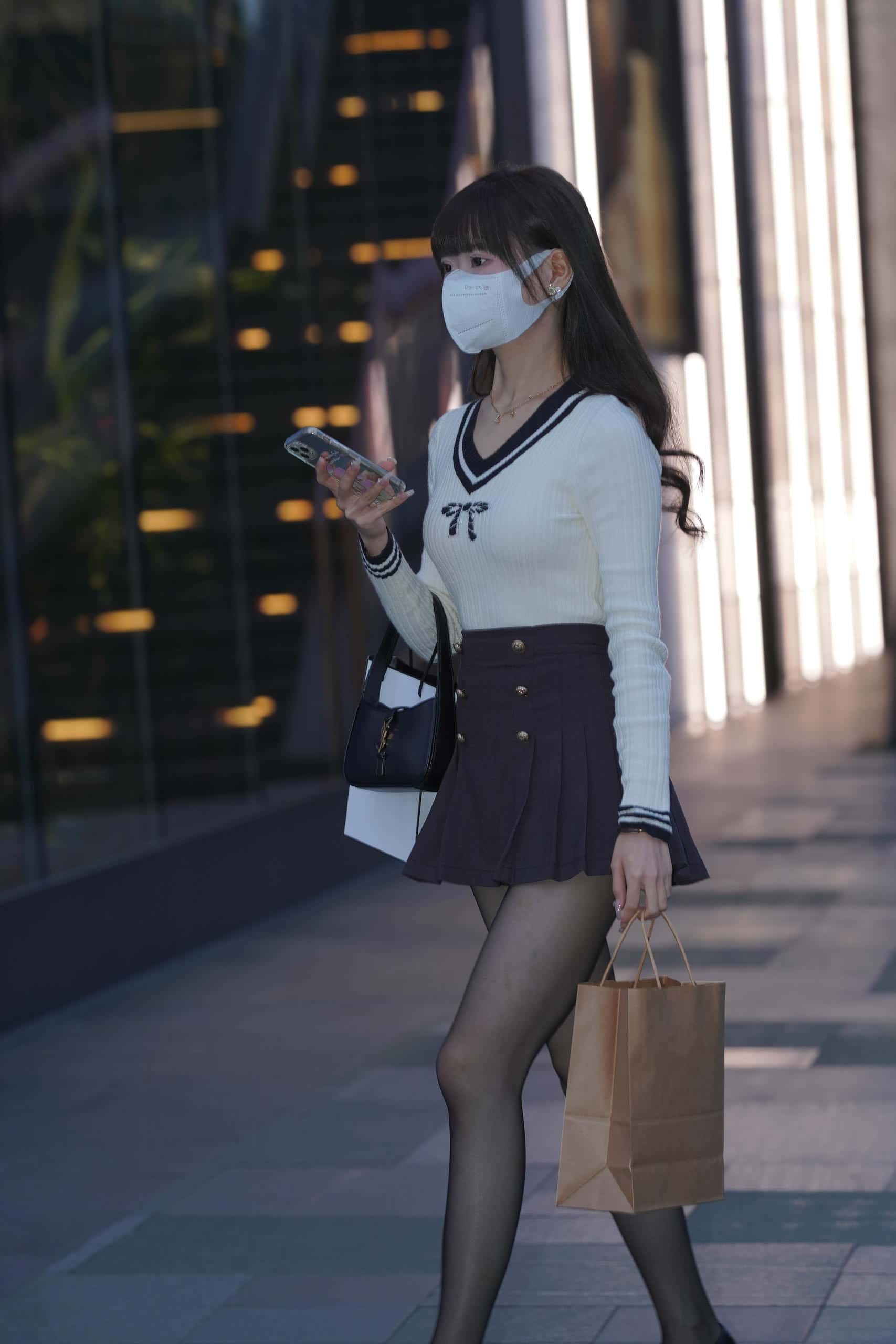 戴口罩的娇小短裙妹子【246P】C6142-q图库摄影套图图片大全