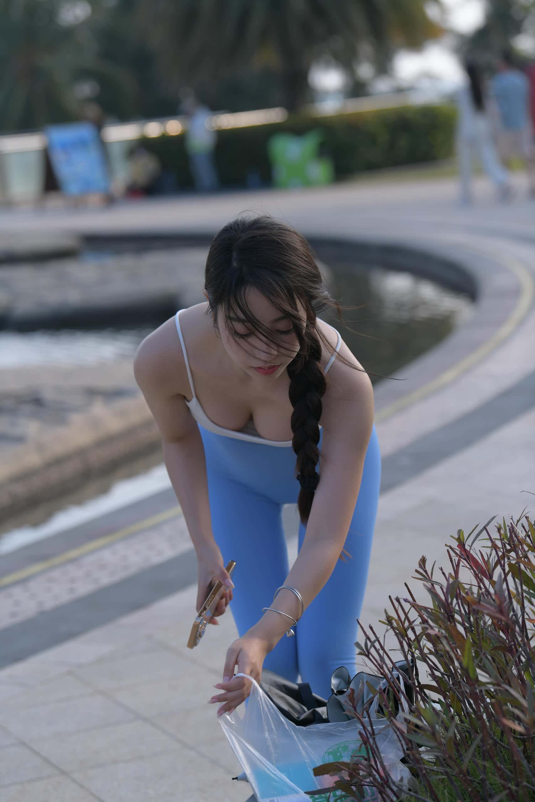 出门游玩的蓝色瑜伽裤妹子【591P】J6087-q图库摄影套图图片大全