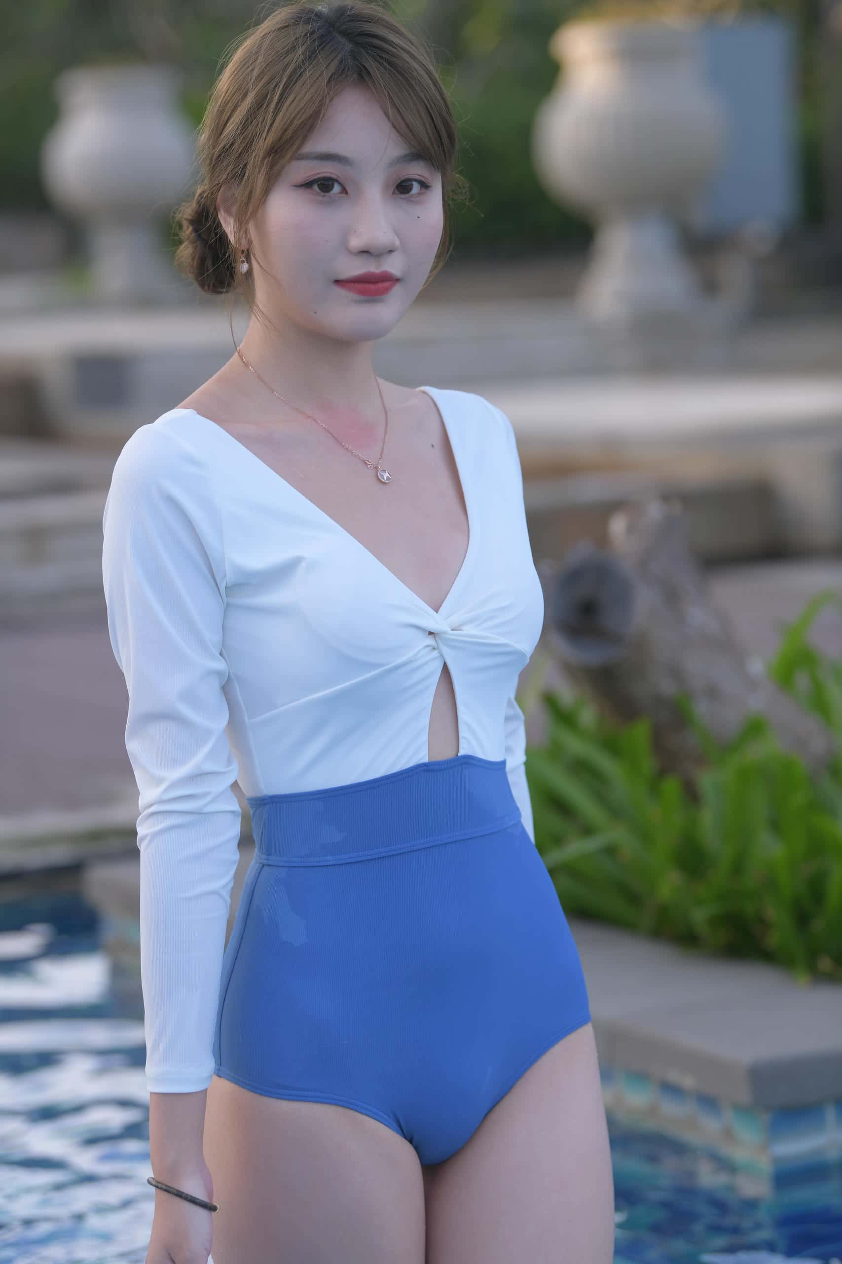 公园泳池玩水的丸子头小姐姐【512P】J4728-q图库摄影套图图片大全