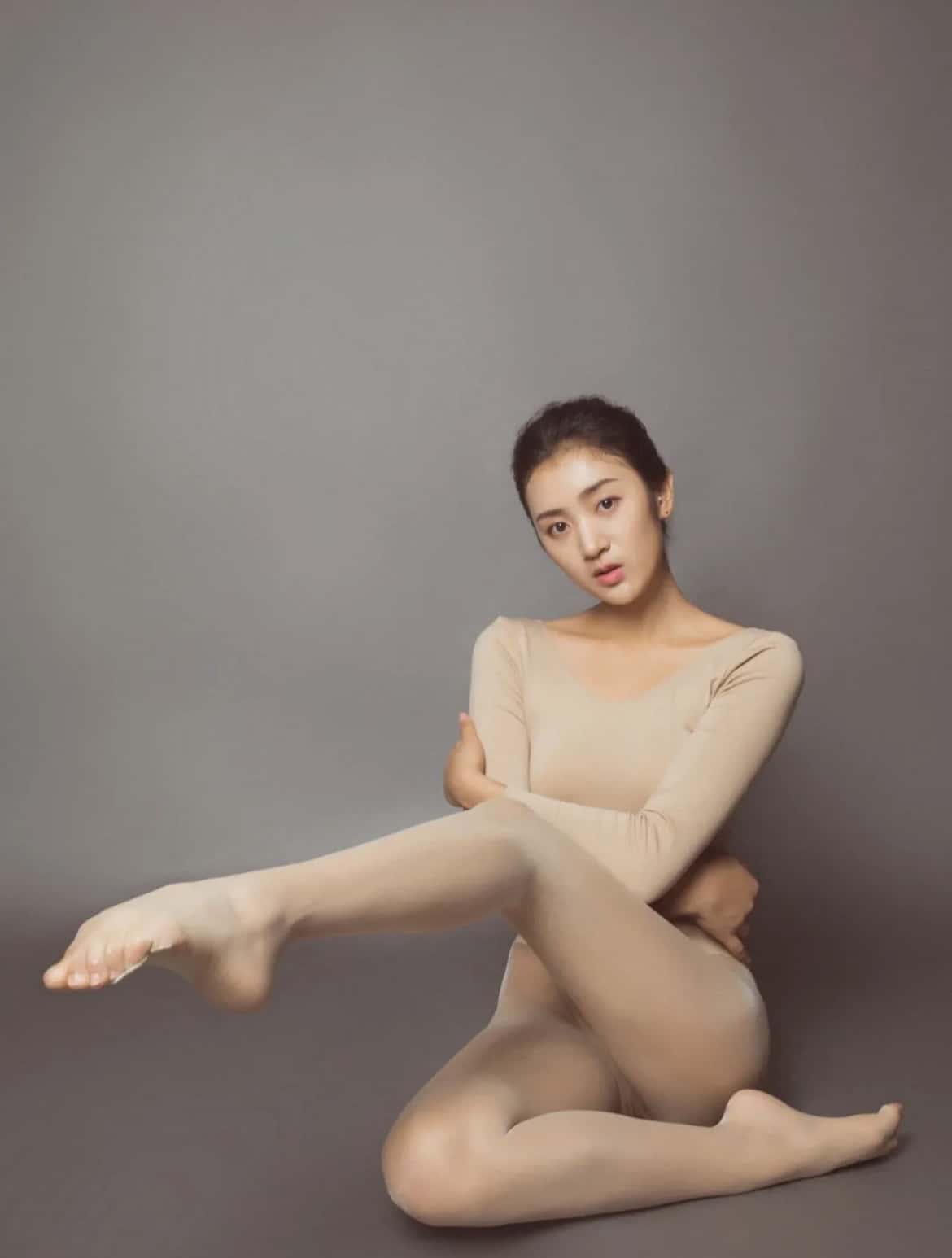 图片[2]-美少女舞蹈生110套艺术写真合集-q图库摄影套图图片大全